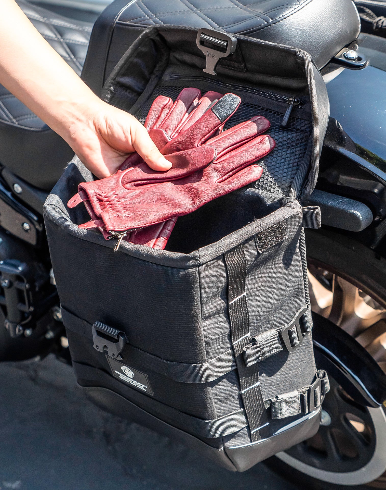 15L - Incognito Quick Mount Medium Harley Softail Slim FLS Solo Saddlebag (Left Only) - Image 6