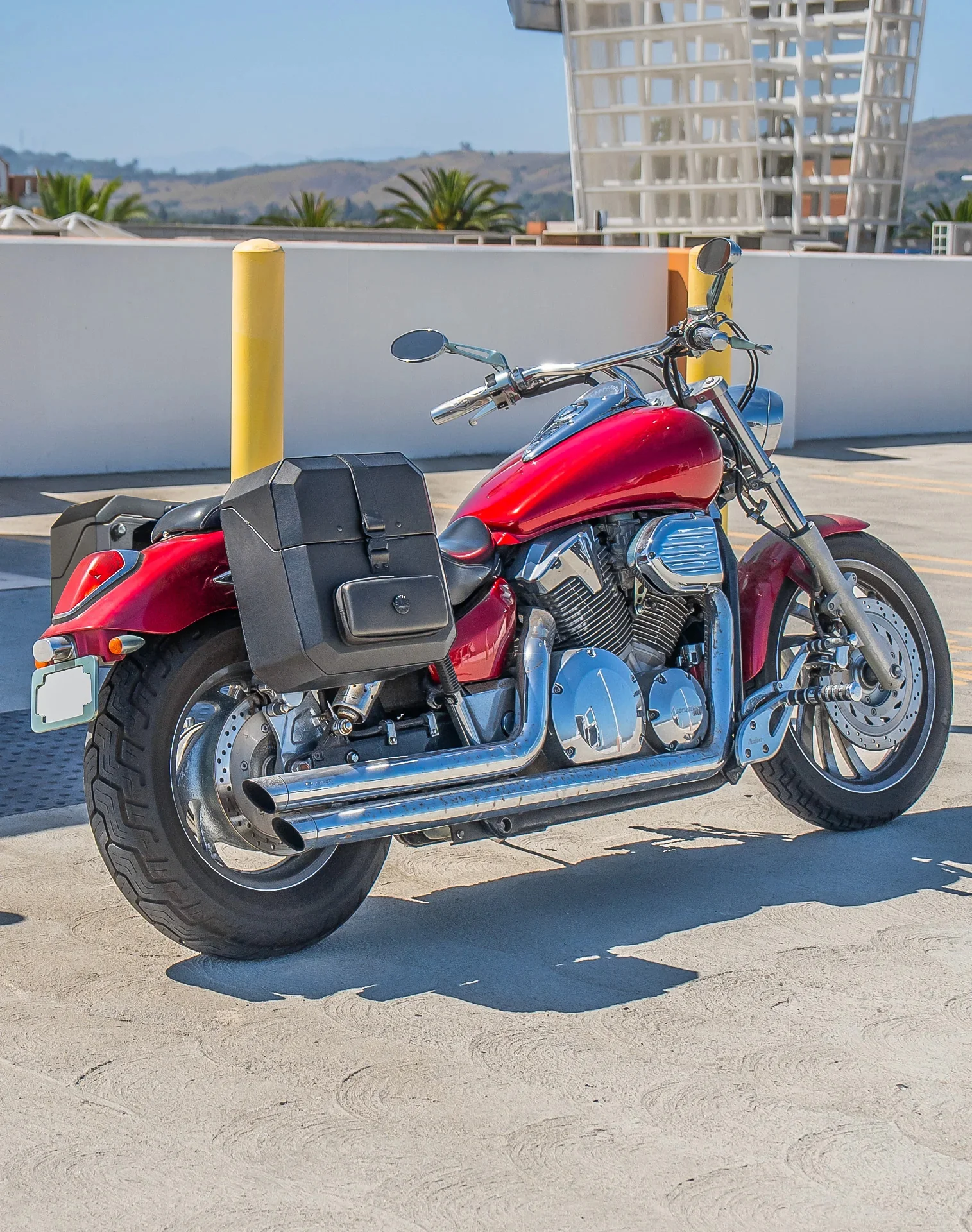 15L - Outlaw Quick-Mount Medium Honda VTX 1300 C Leather Wrapped Hard Saddlebags (Left Only) - Image 3
