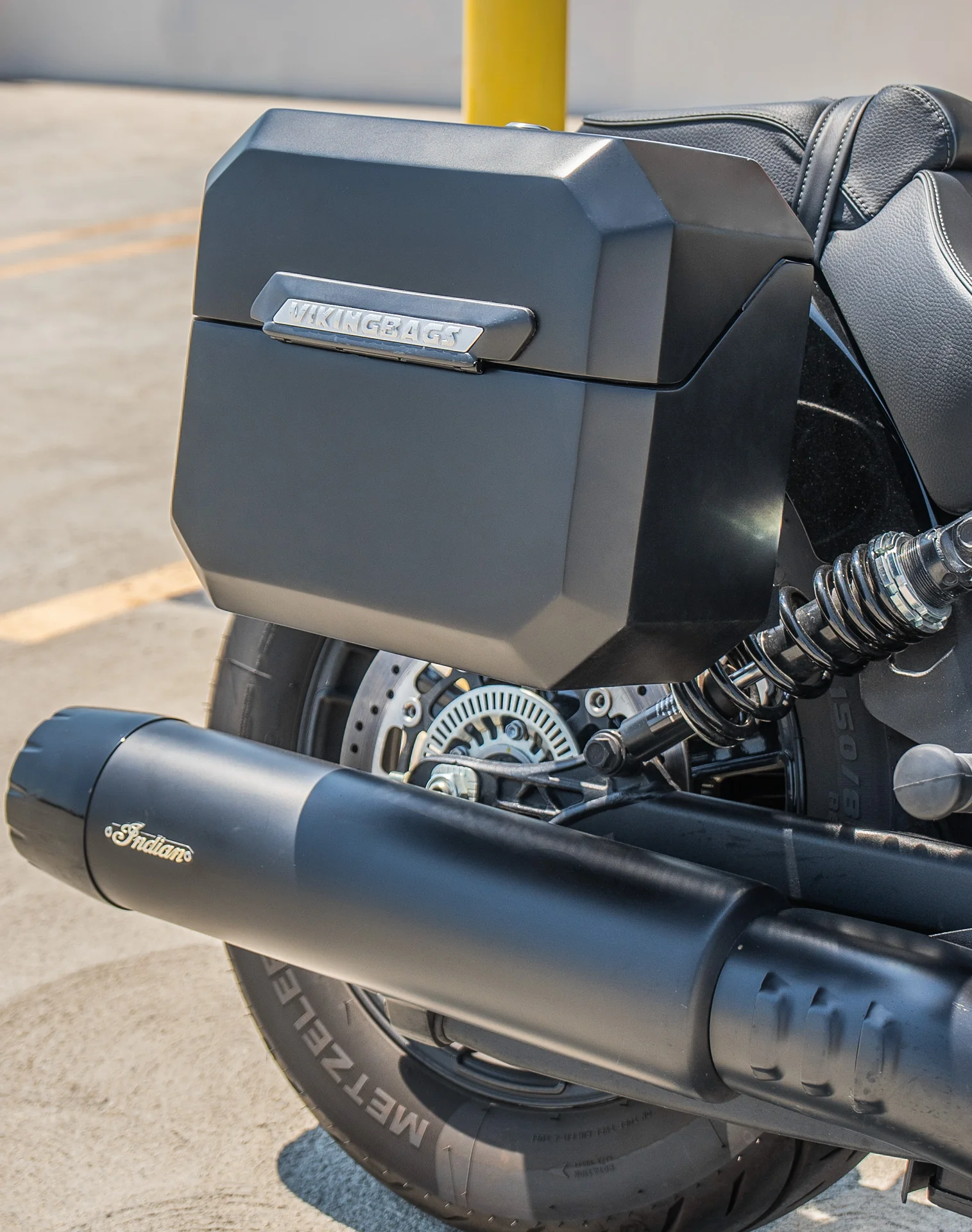 20L - Outlaw Quick-Mount Small 2025+ Indian Scout Sixty Bobber Matte Hard Saddlebags - Image 5