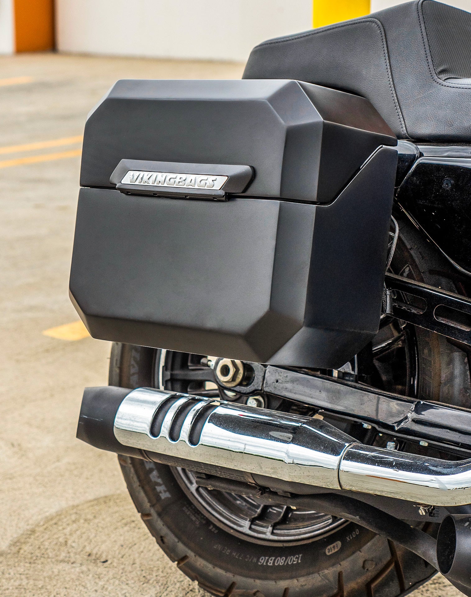 20L - Outlaw Quick-Mount Small Harley Sportster 1200 Custom XL1200C Matte Hard Saddlebags - Image 6