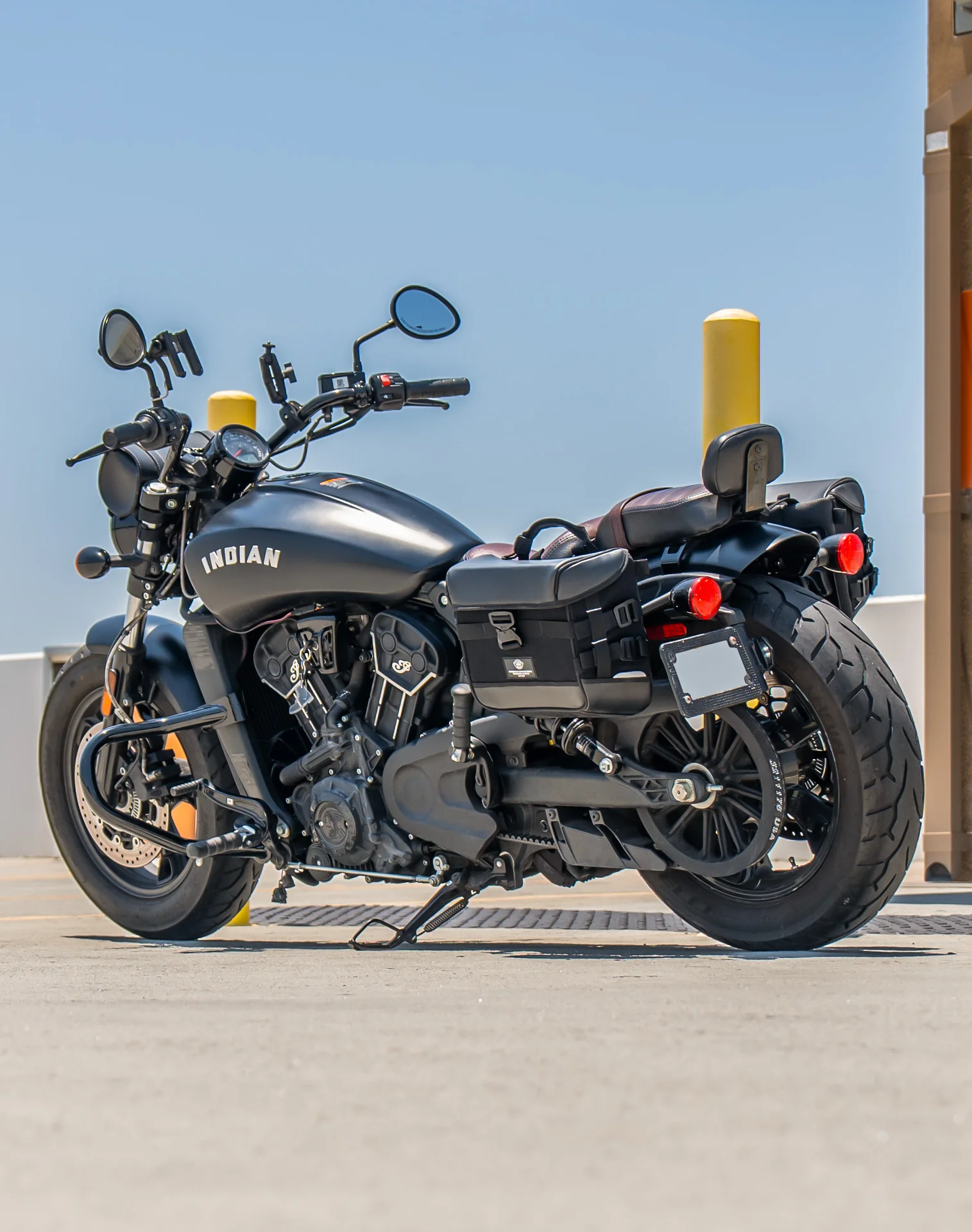 10L - Incognito Quick Mount Small Indian Scout Bobber Twenty Solo Saddlebag (Left Only) - Image 3