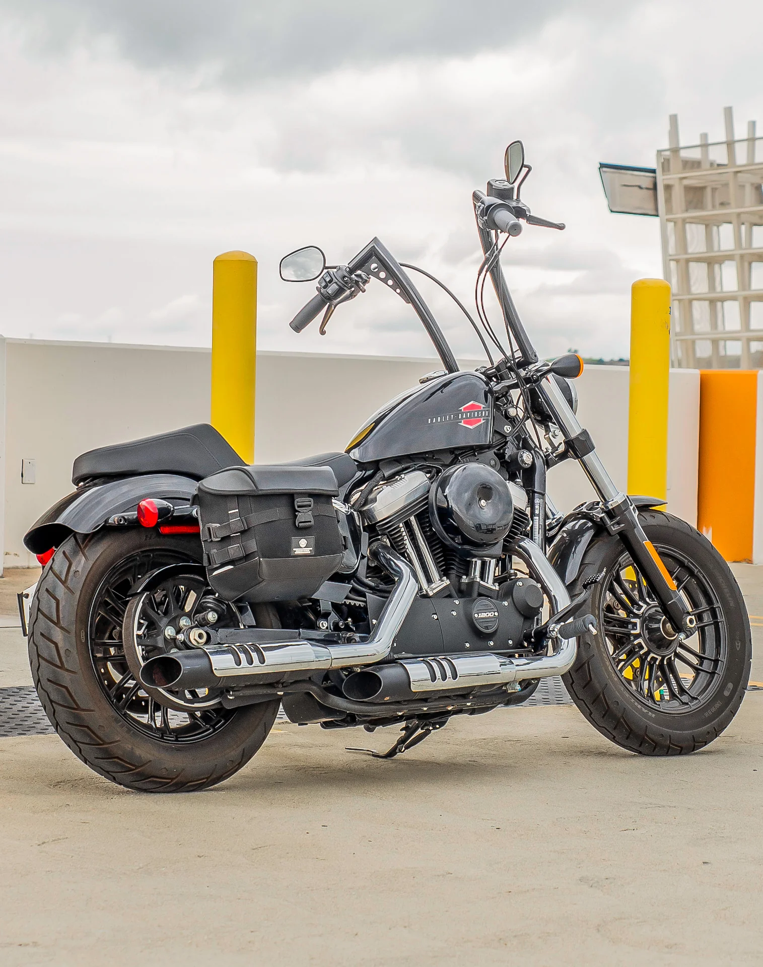 10L - Incognito Quick Mount Small Solo Motorcycle Saddlebag (Right Only) for Harley Sportster Forty Eight XL1200X/XL1200XS - Image 3