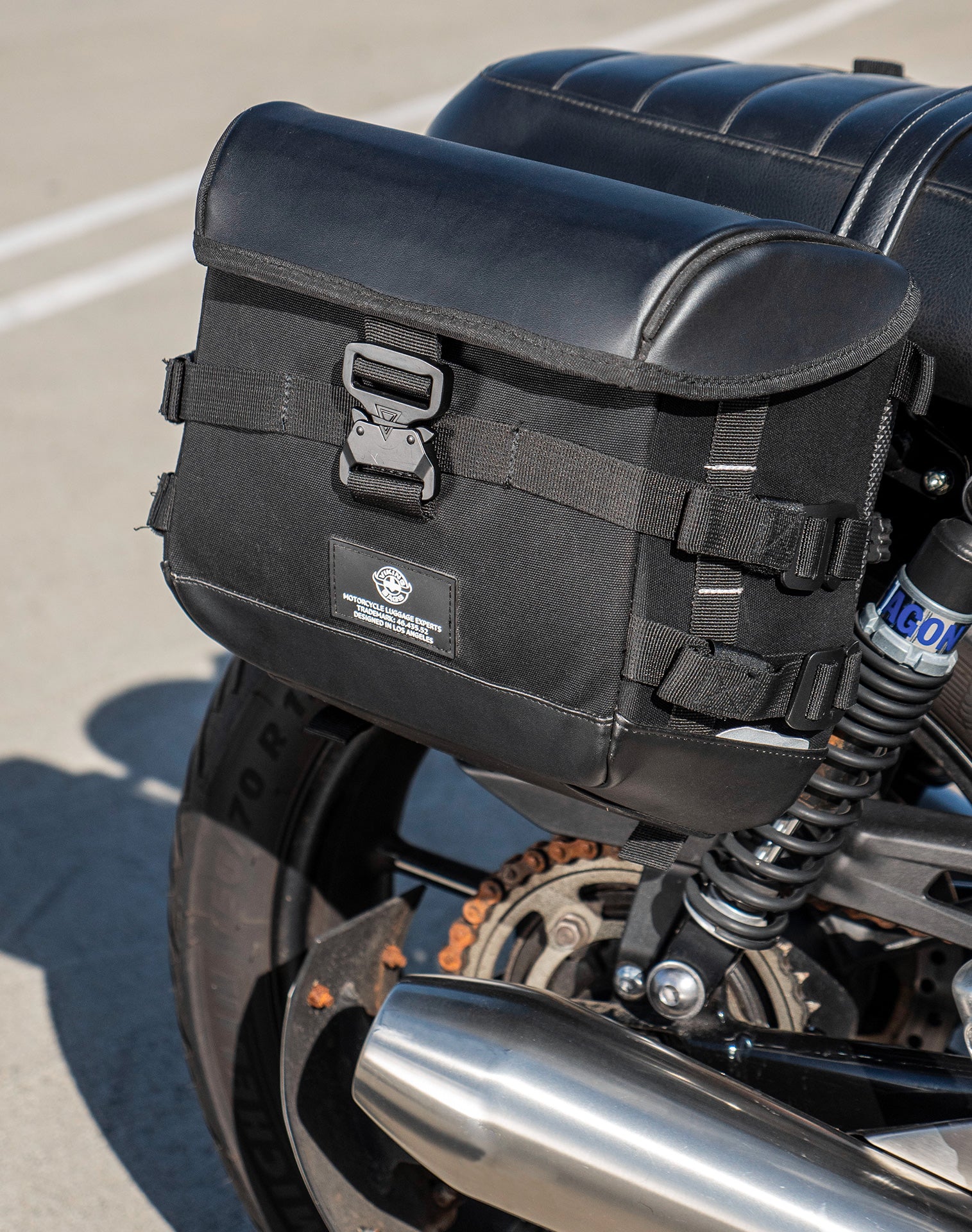 10L - Incognito Quick Mount Small Triumph Street Twin 900 (2016-21) Solo Saddlebag (Right Only) - Image 4