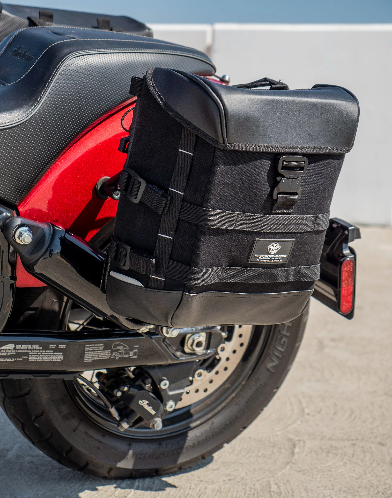 15L - Incognito Quick Mount Medium Indian Chief Dark Horse Solo Saddlebag (Left Only) - Image 4