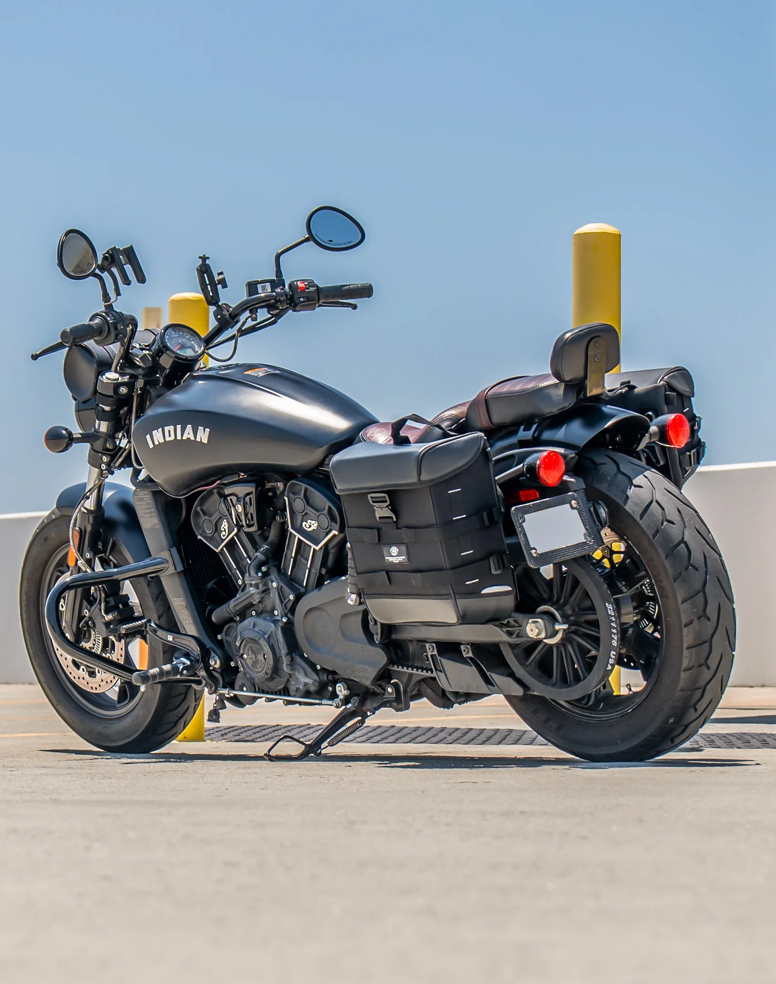 15L - Incognito Quick Mount Medium Indian Scout Bobber Solo Saddlebag (Left Only) - Image 3