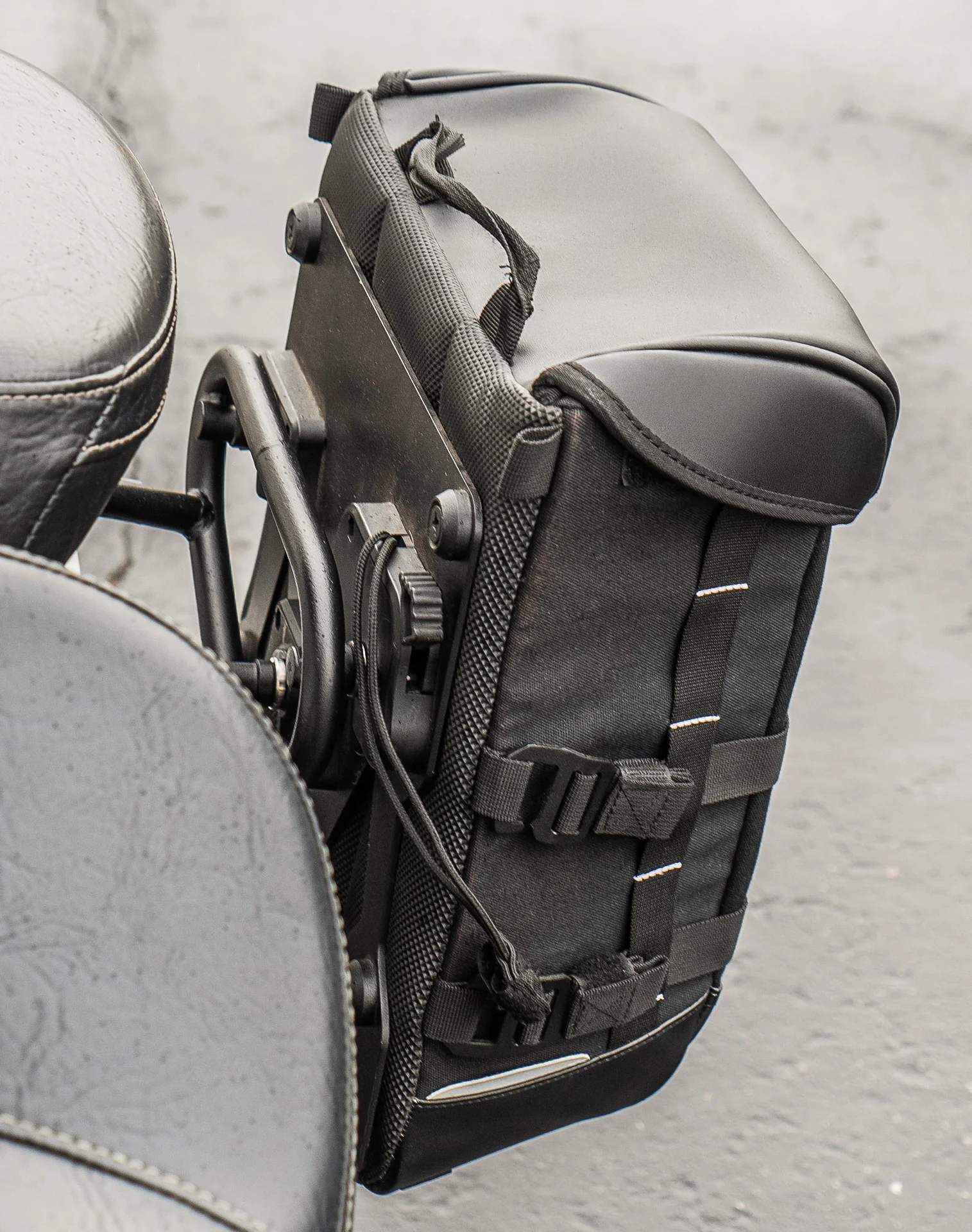 15L - Incognito Quick Mount Medium Indian Scout Solo Saddlebag (Left Only) - Image 5