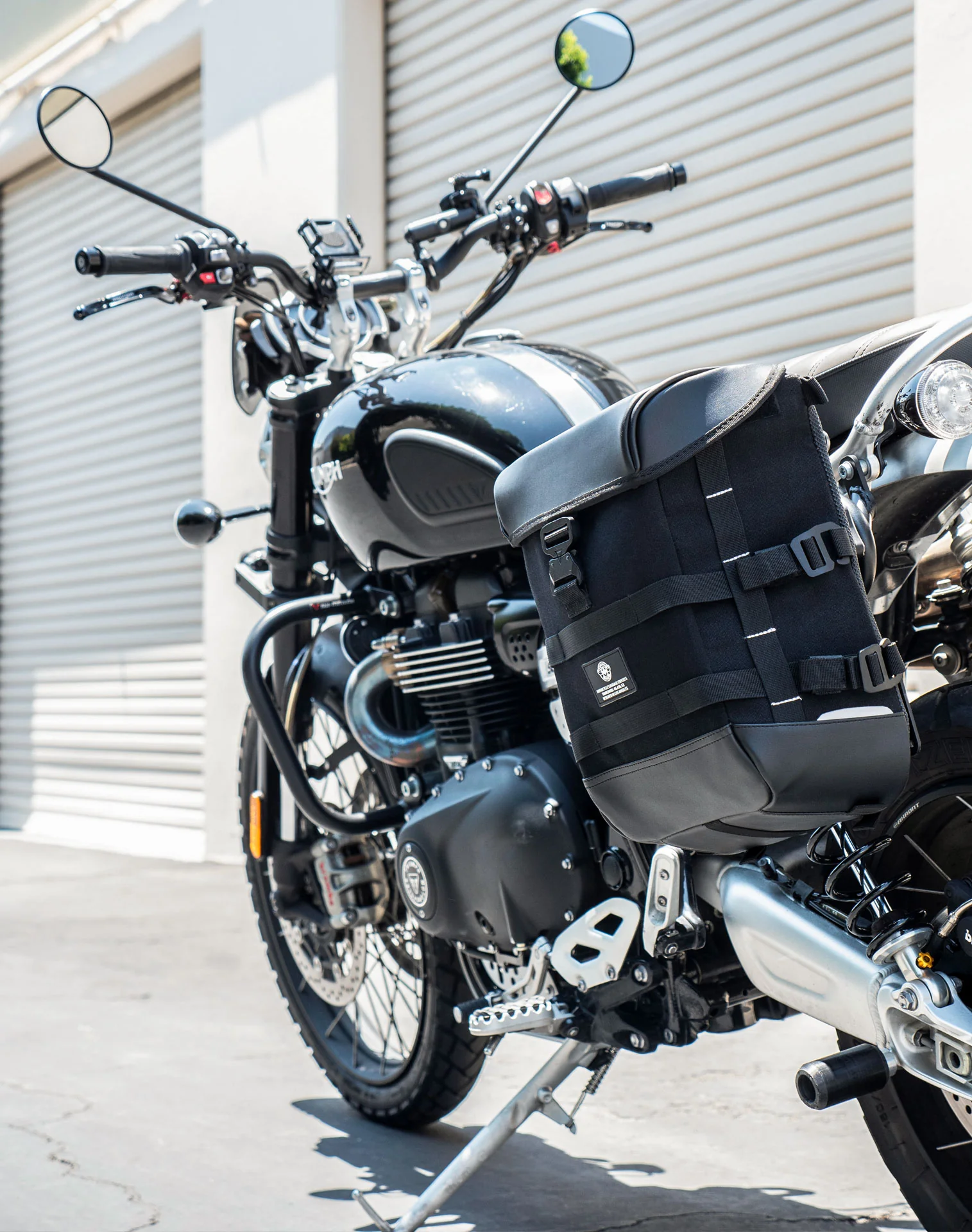 15L - Incognito Quick Mount Medium Triumph Scrambler 1200 Solo Saddlebag (Left Only) - Image 3