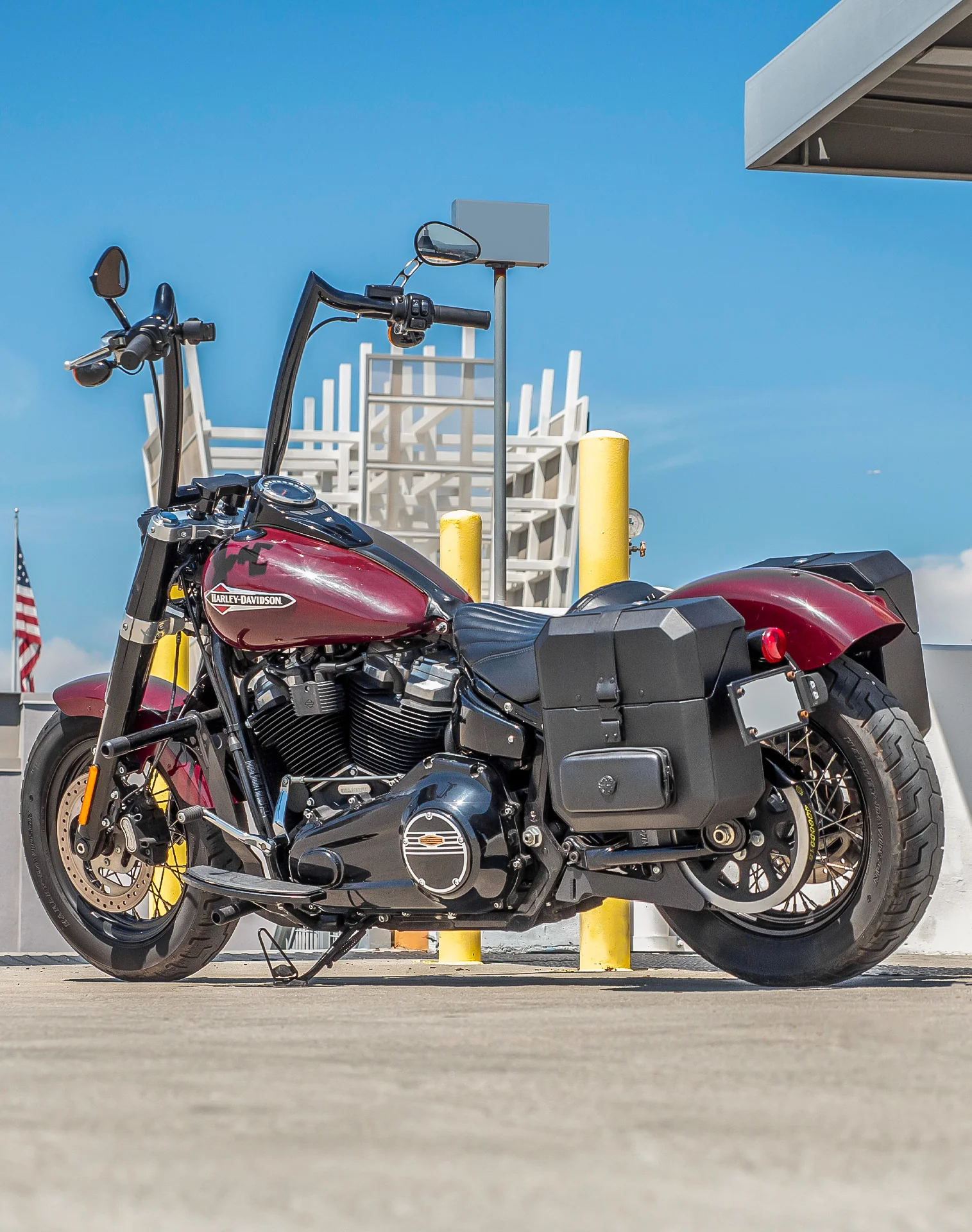 15L - Outlaw Quick Mount Medium Harley Softail Slim FLSL Hard Solo Saddlebag (Left Only) - Image 3