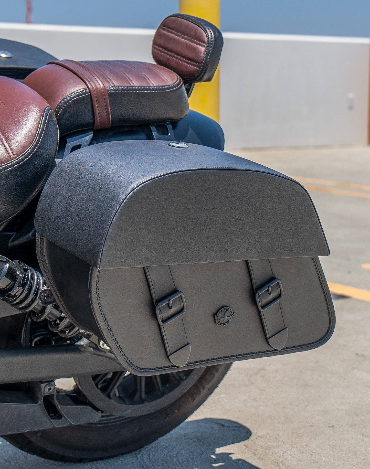 28L - Baelor Medium Quick Mount Indian Scout Bobber Twenty Motorcycle Saddlebags - Image 5