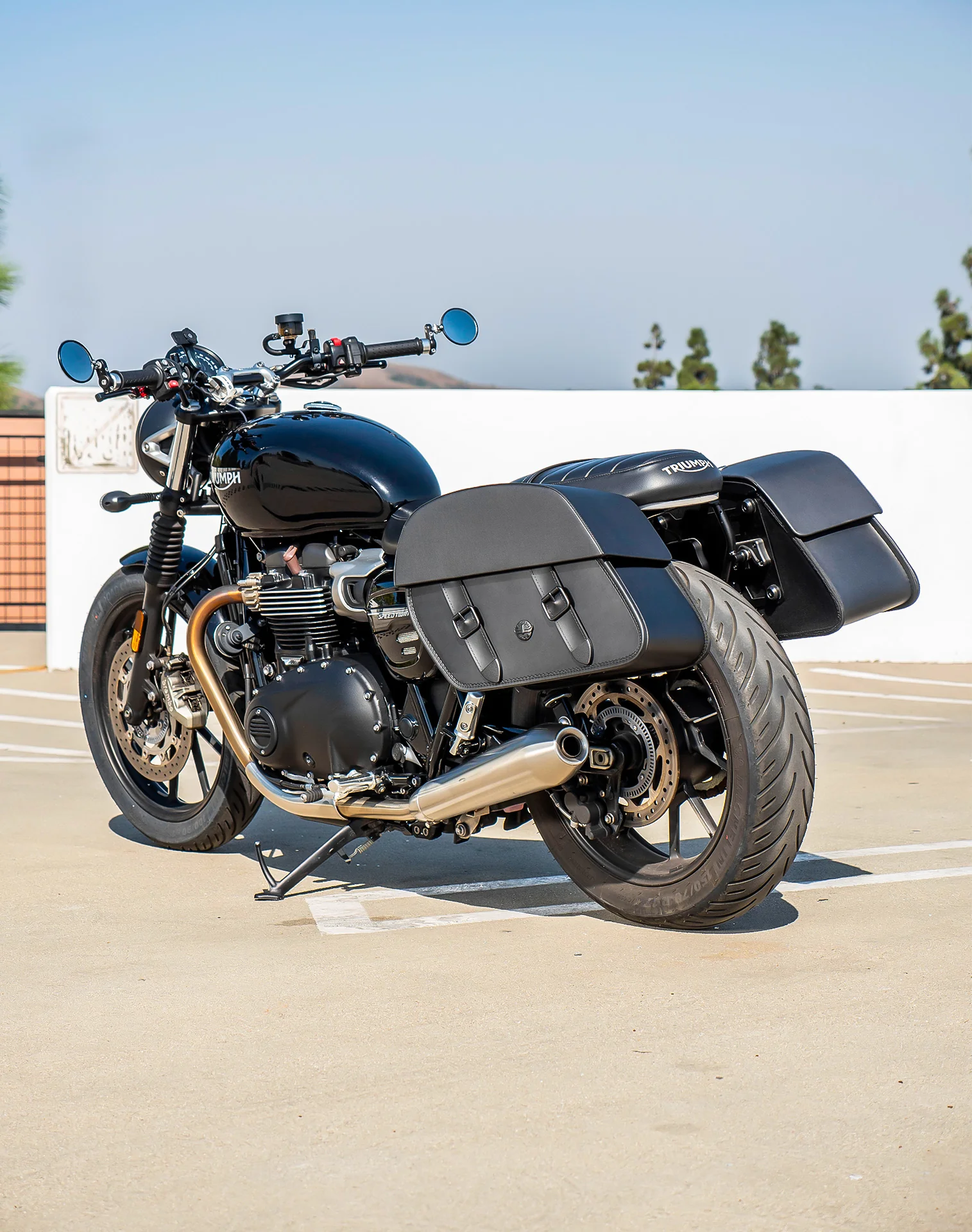 28L - Baelor Medium Quick Mount Triumph Speed Twin 900 Motorcycle Saddlebags - Image 3