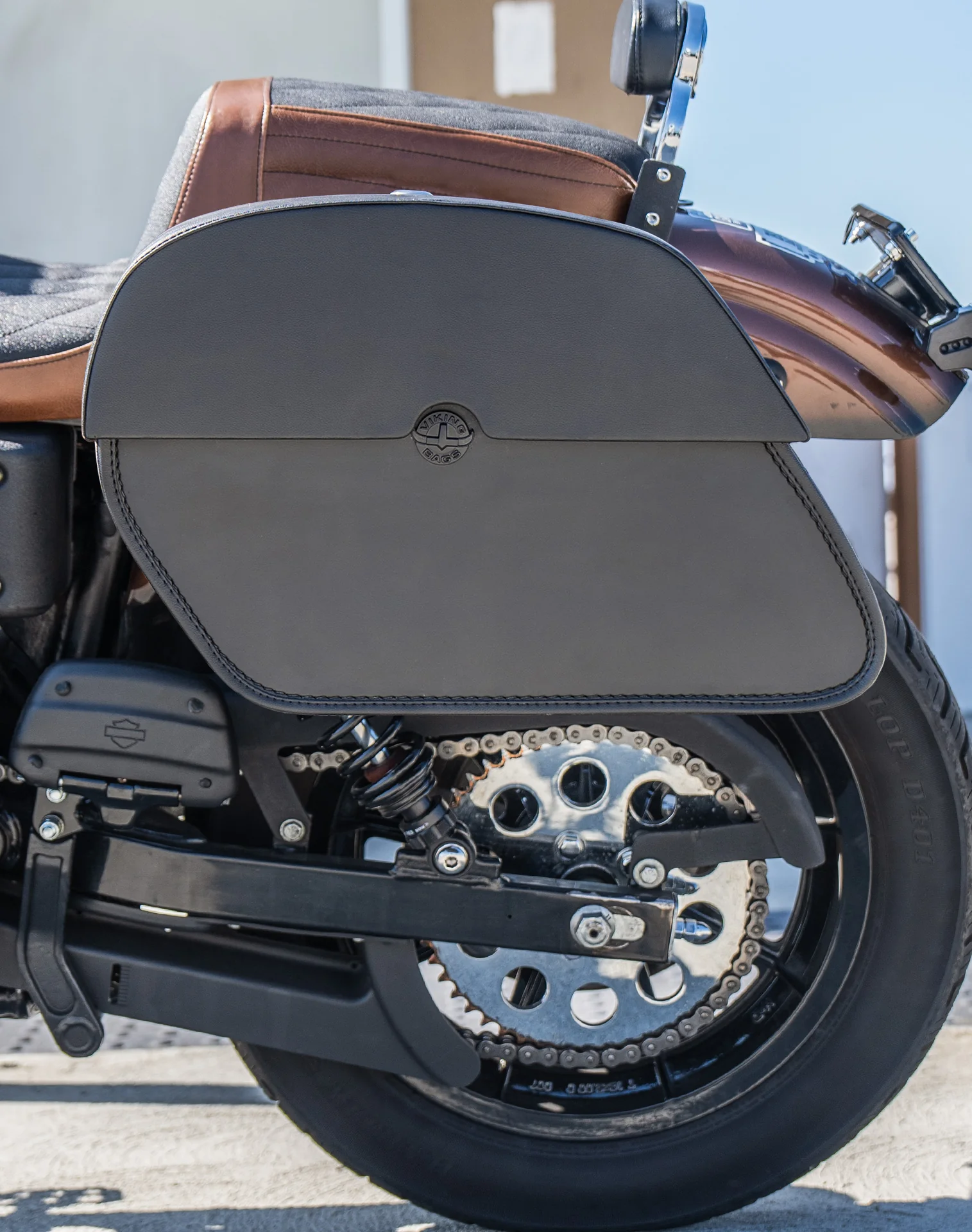 28L - Panzer Medium Quick Mount Leather Saddlebags For Harley Dyna Super Glide FXD/I - Image 4