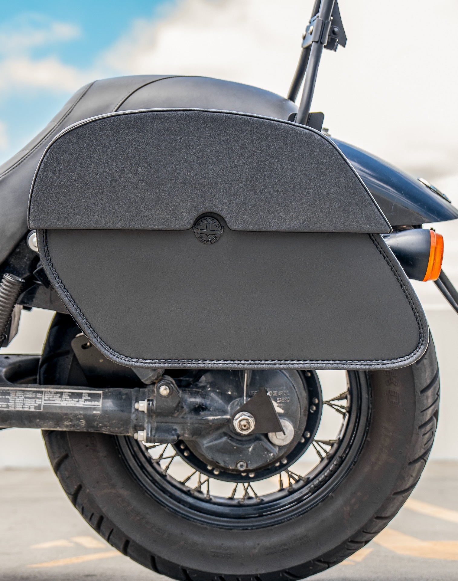 28L - Panzer Medium Quick Mount Honda 750 Shadow Phantom Leather Saddlebags - Image 4