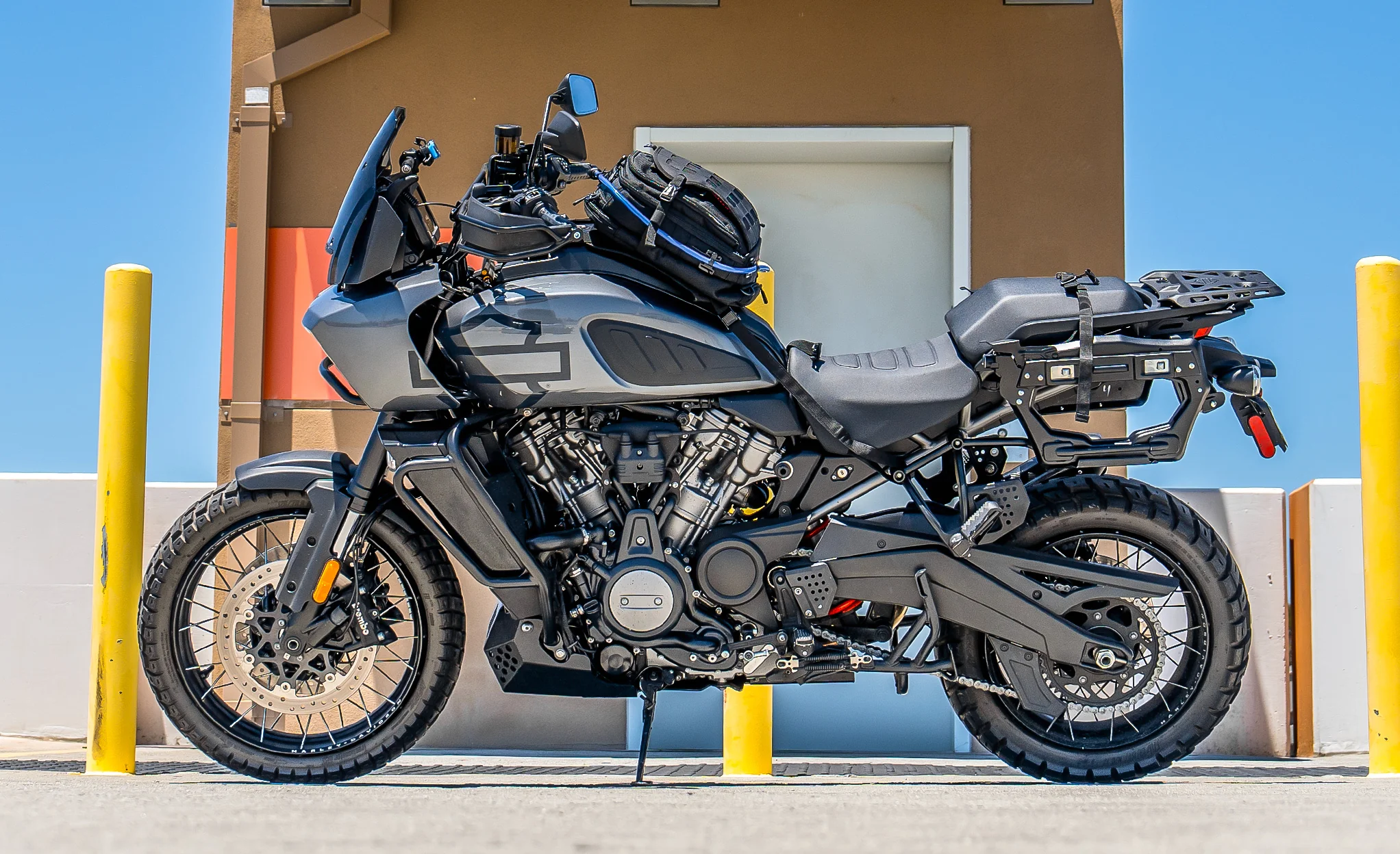 7L - Apex Ducati ADV Touring Backpack with Hydration Pack - Image 3