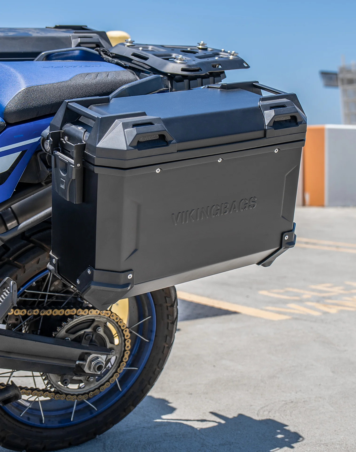 45L - Apex XL Suzuki V-Strom 1050 Aluminum Side Cases Black - Image 5