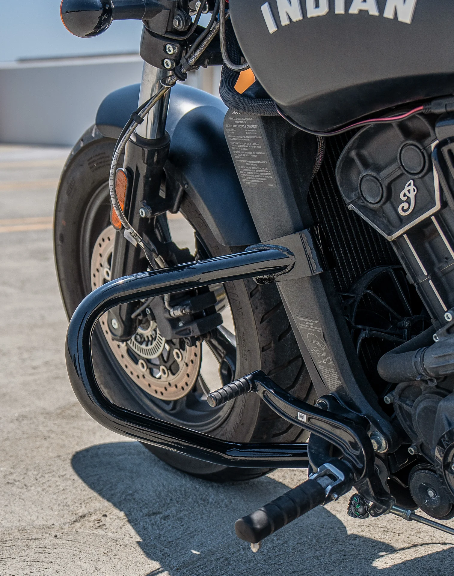 Viking Cherokee Indian Scout Rogue Crash Bar/Engine Guard Gloss Black - Image 5