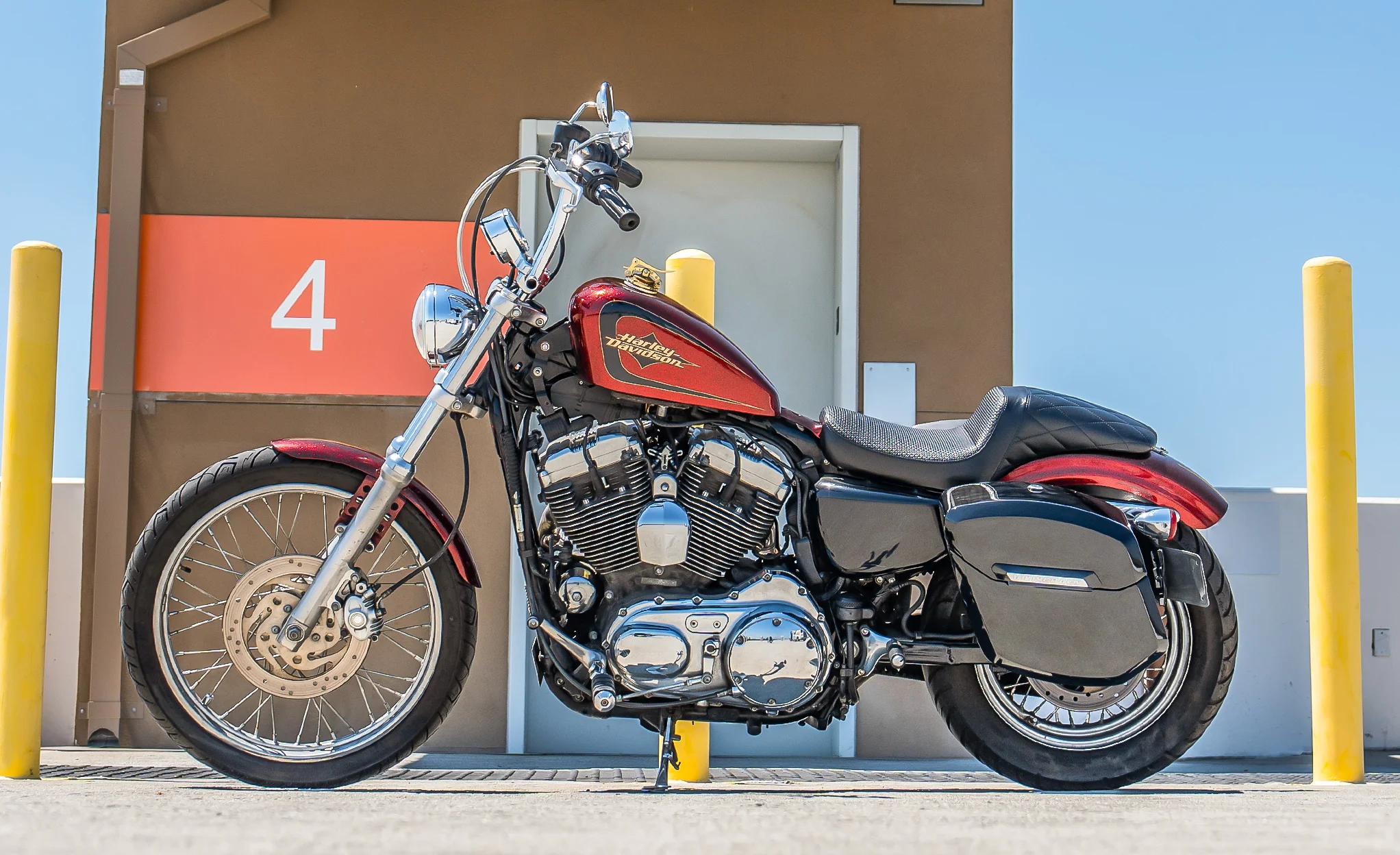 24L - Ironclad Quick-Mount Medium Harley Sportster Seventy Two 72 XL1200V Painted Hard Saddlebags - Image 2