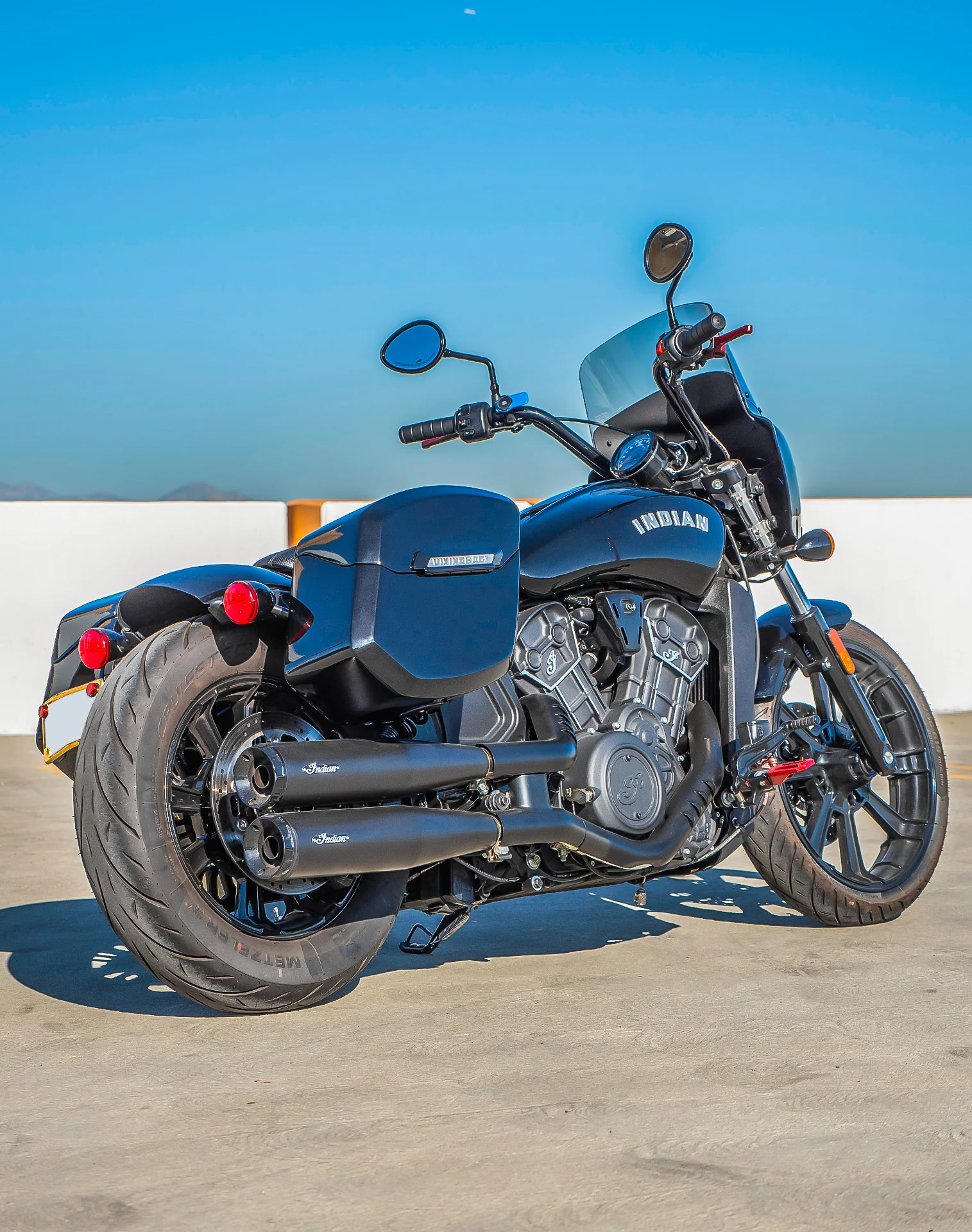 24L - Ironclad Quick-Mount Medium Indian Scout Bobber Twenty Painted Hard Saddlebags - Image 3