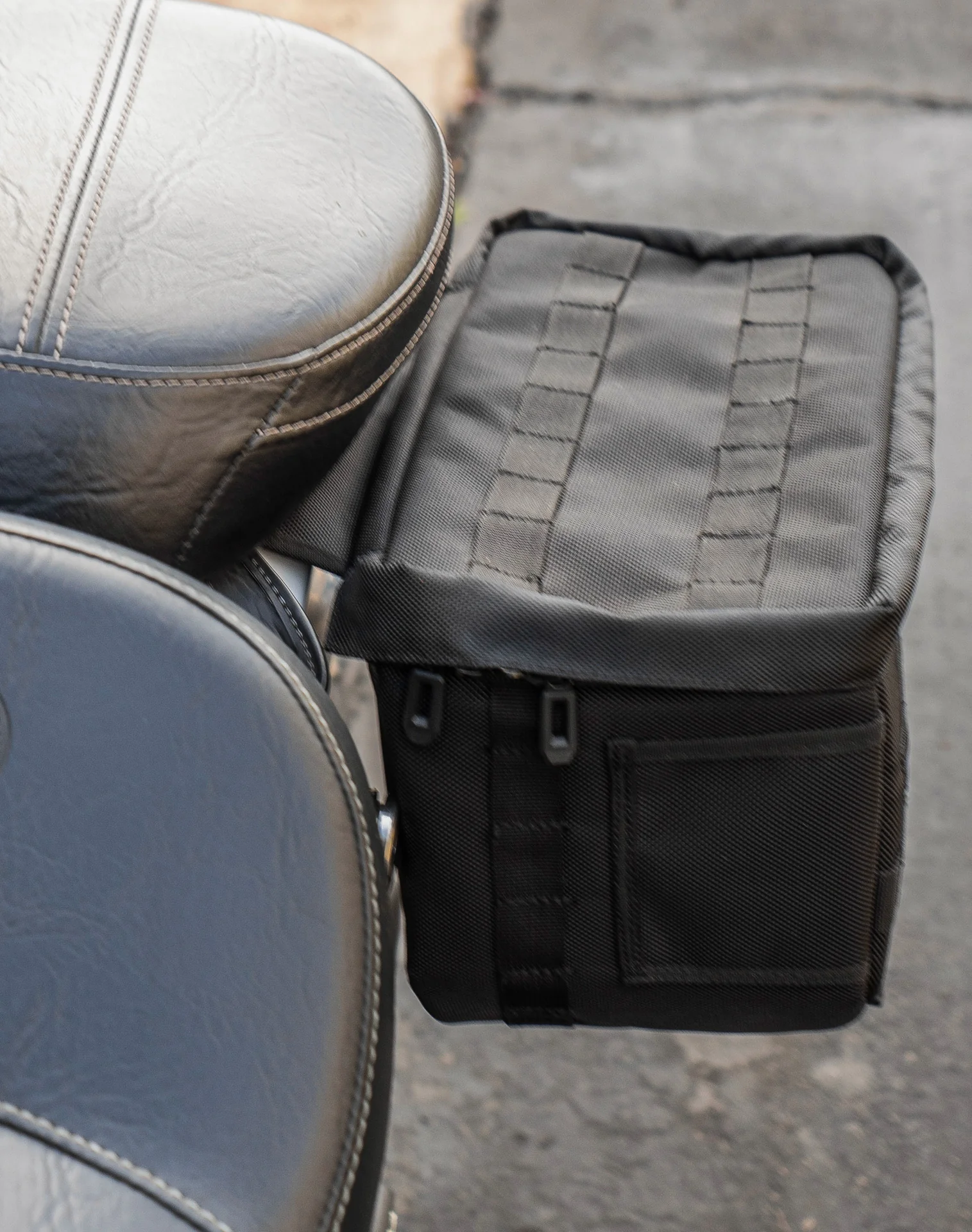18L - Patriot Medium Indian Scout Motorcycle Throw Over Saddlebags - Image 5
