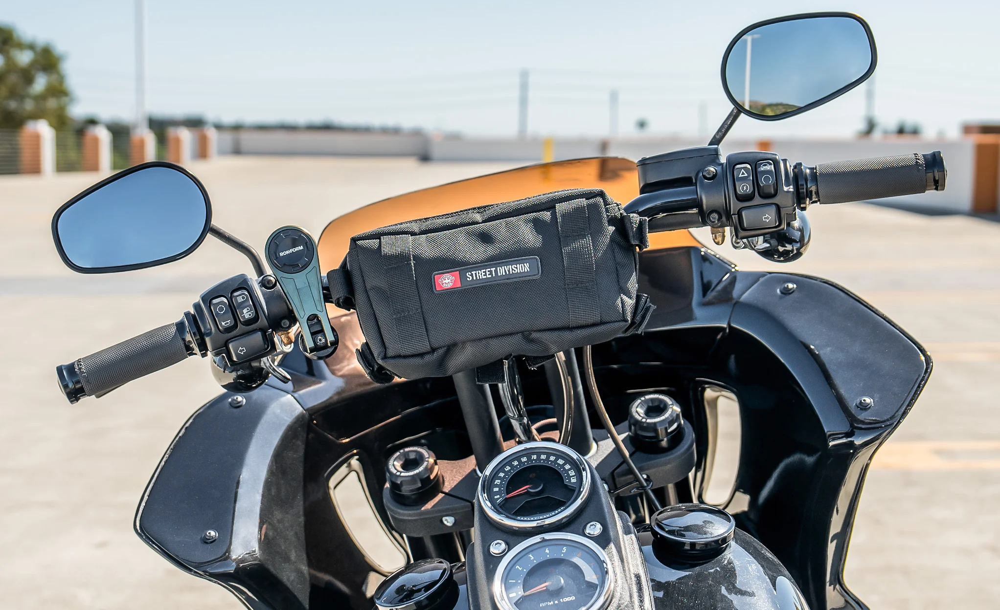 2L - Patriot Royal Enfield Motorcycle Tool Bag - Image 2