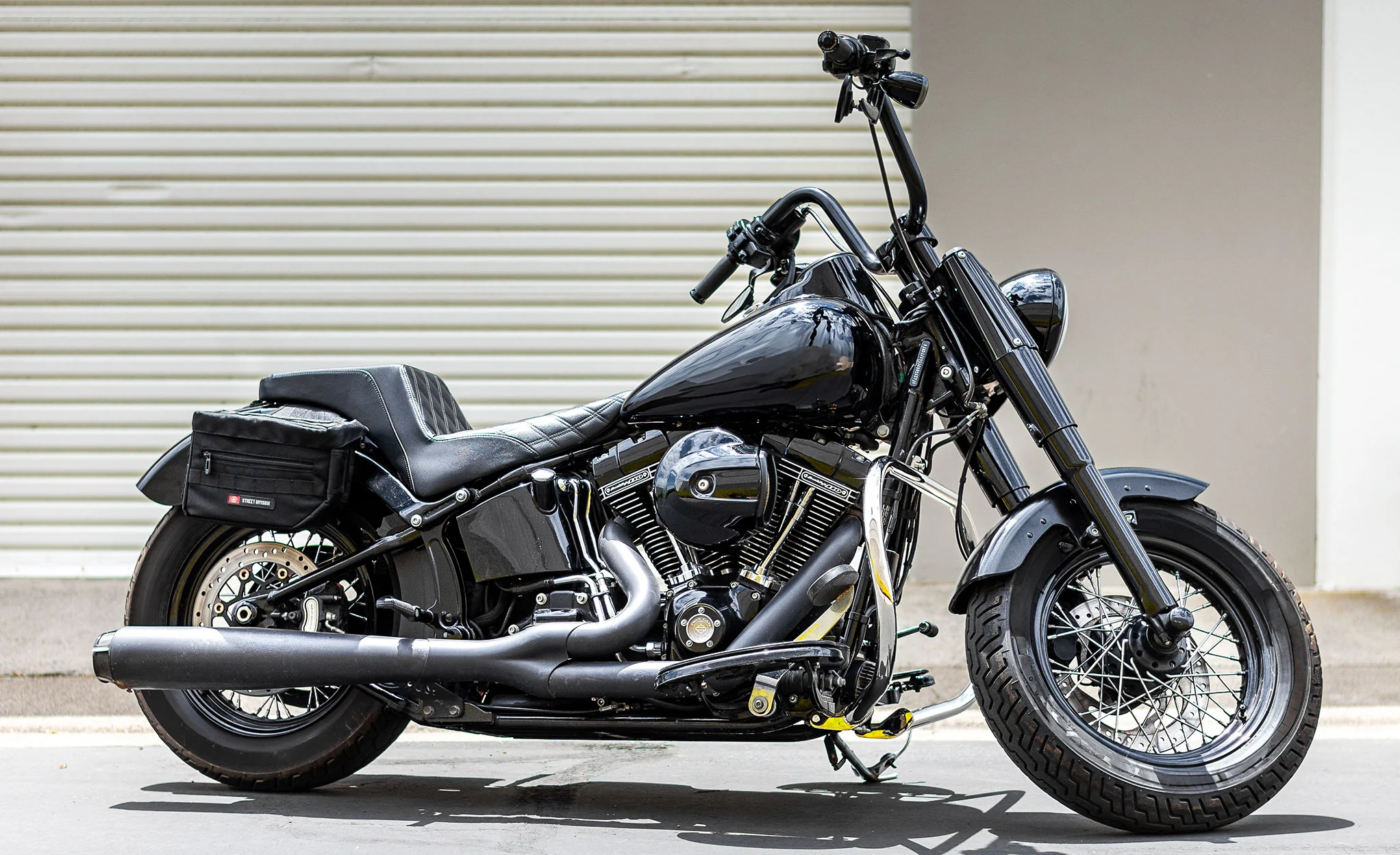 10L - Patriot Small Motorcycle Throw Over Saddlebags for Harley Softail Slim FLS - Image 2