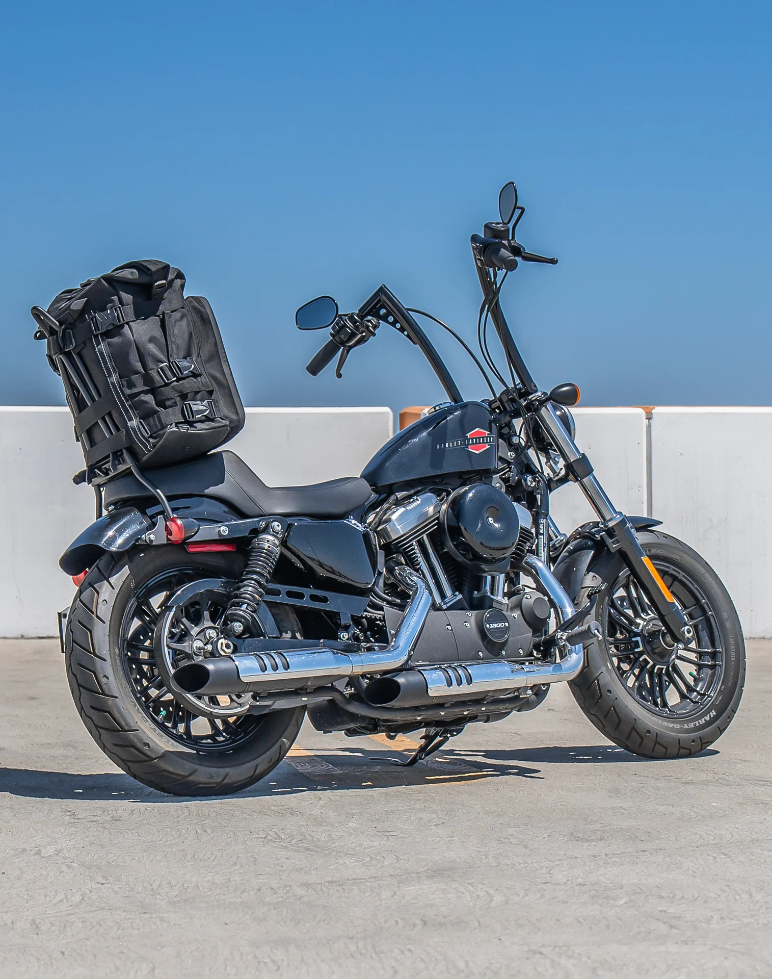 32L - Renegade XL Motorcycle Sissy Bar Bag for Harley Davidson - Image 3
