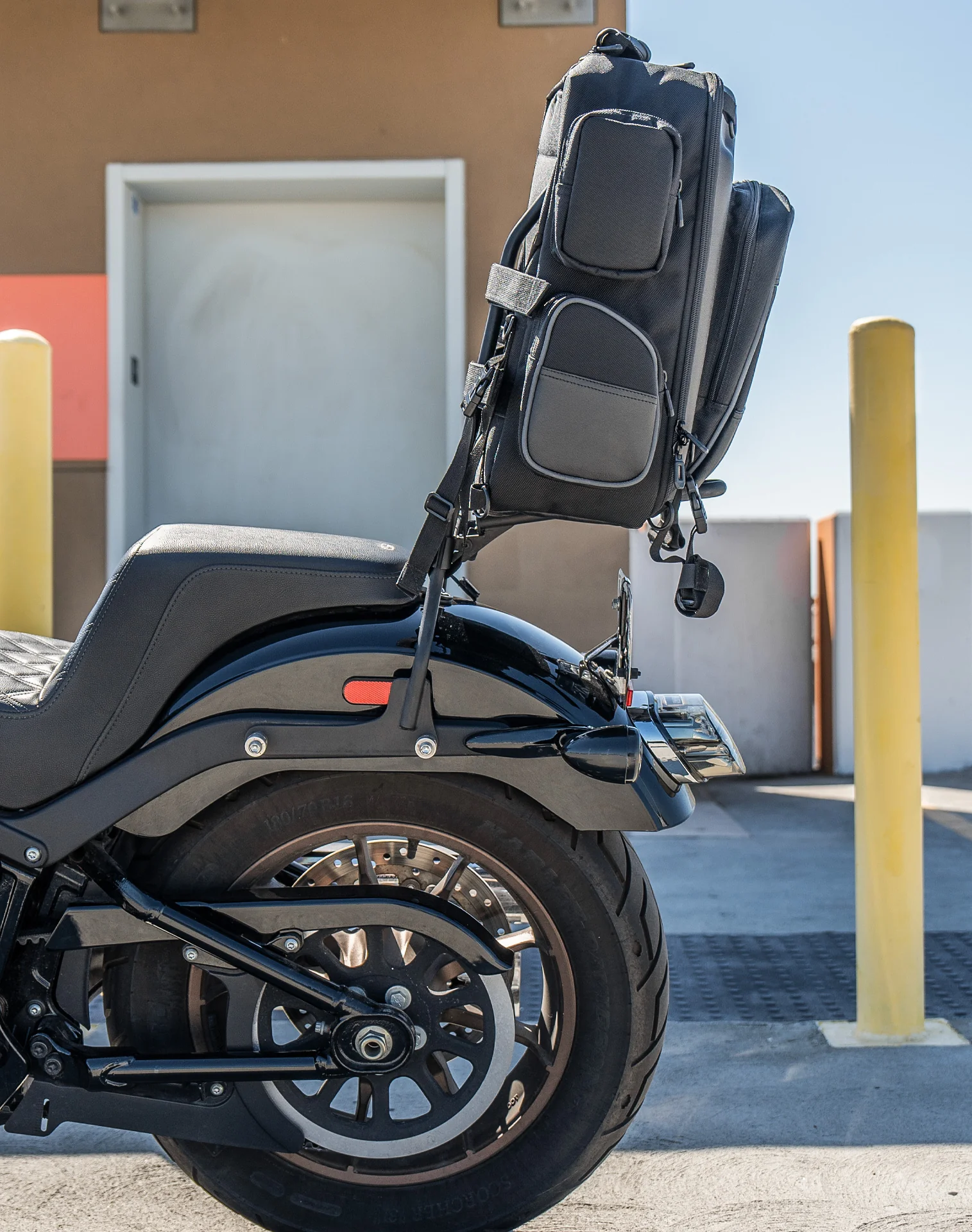 30L - Voyage Large Triumph Motorcycle Backpack - Image 4